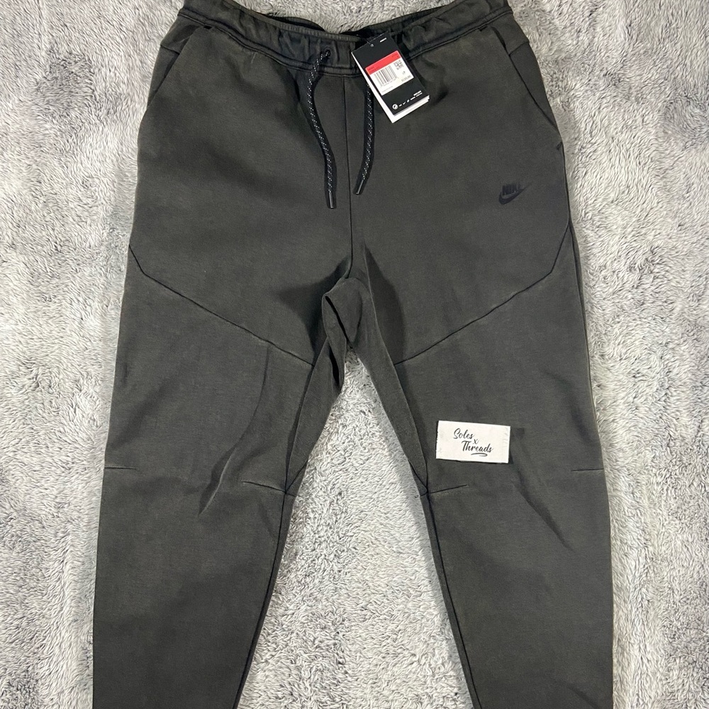 Nike Sportswear Tech Fleece Jogger Sweatpants WASHED Men's 'Black' Size Large